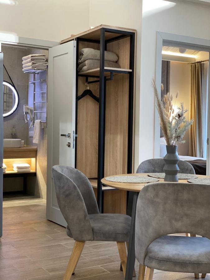 River Rest Apartment